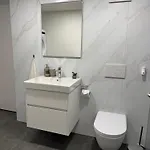 Apartmán Louisa's Loft -whirlpool - Berge & Wandern - Abendruhe - Familien- & Gruppenfreundlich - 1h Von Zuerich *