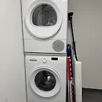 Louisa's Loft -whirlpool - Berge & Wandern - Abendruhe - Familien- & Gruppenfreundlich - 1h Von Zuerich Apartmán *
