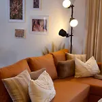 Louisa's Loft -whirlpool - Berge & Wandern - Abendruhe - Familien- & Gruppenfreundlich - 1h Von Zuerich Alt St. Johann