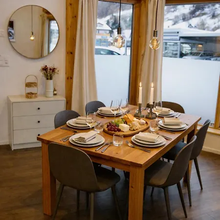 Louisa's Loft -whirlpool - Berge & Wandern - Abendruhe - Familien- & Gruppenfreundlich - 1h Von Zuerich Alt St. Johann