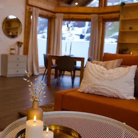 Louisa's Loft -whirlpool - Berge & Wandern - Abendruhe - Familien- & Gruppenfreundlich - 1h Von Zuerich Alt St. Johann