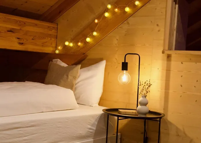 Louisa's Loft - Stilvolle & Zentral Gelegene Mit Whirlpool Und Bergblick - Nahe Piste, Loipe Und Wandergebiet Im Toggenburg Alt St. Johann