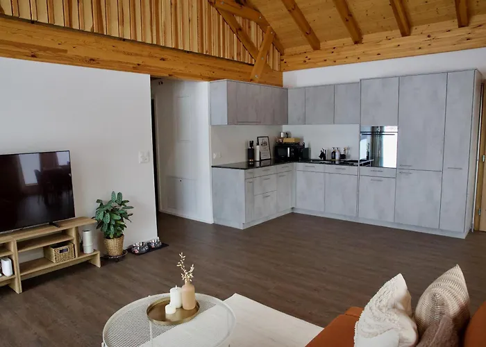 Lejlighed Louisa's Loft - Stilvolle Mit Whirlpool & Bergblick - Wandern & Letzte Skitage Im Toggenburg - Swiss Alps *