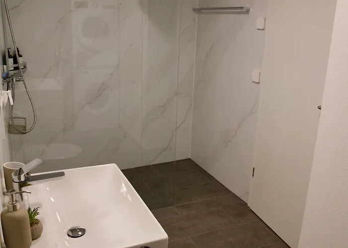 شقة Louisa's Loft - Stilvolle & Zentral Gelegene Mit Whirlpool Und Bergblick - Nahe Piste, Loipe Und Wandergebiet Im Toggenburg Alt St. Johann