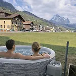 Louisa's Loft -whirlpool - Berge & Wandern - Abendruhe - Familien- & Gruppenfreundlich - 1h Von Zuerich *